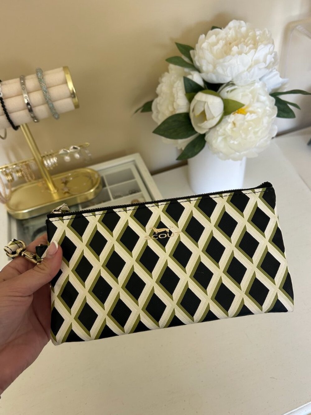Black and White Diamond Wristlet Pouch